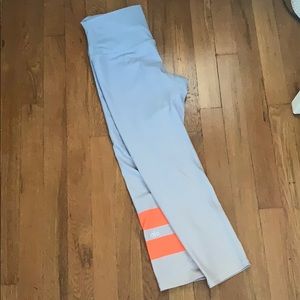 Alo High Waisted Airbrush crop Leggings